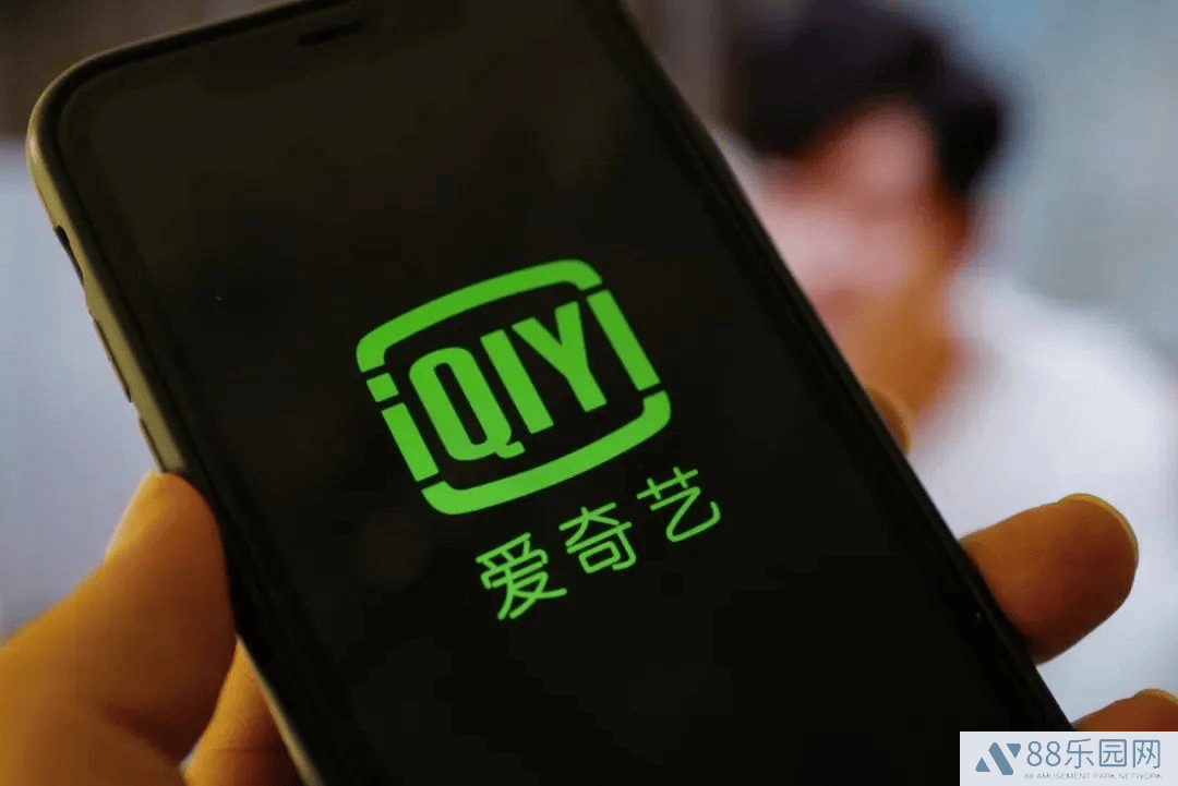 爱奇艺游戏业务掌舵人何云鹏离职，杨向华接任，业绩挑战下何去何从？