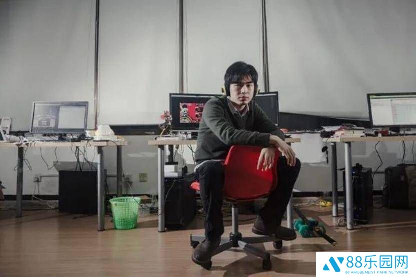 蔡浩宇新作《星之呢喃》：AI游戏能否敲响“后元宇宙时代”的钟声？