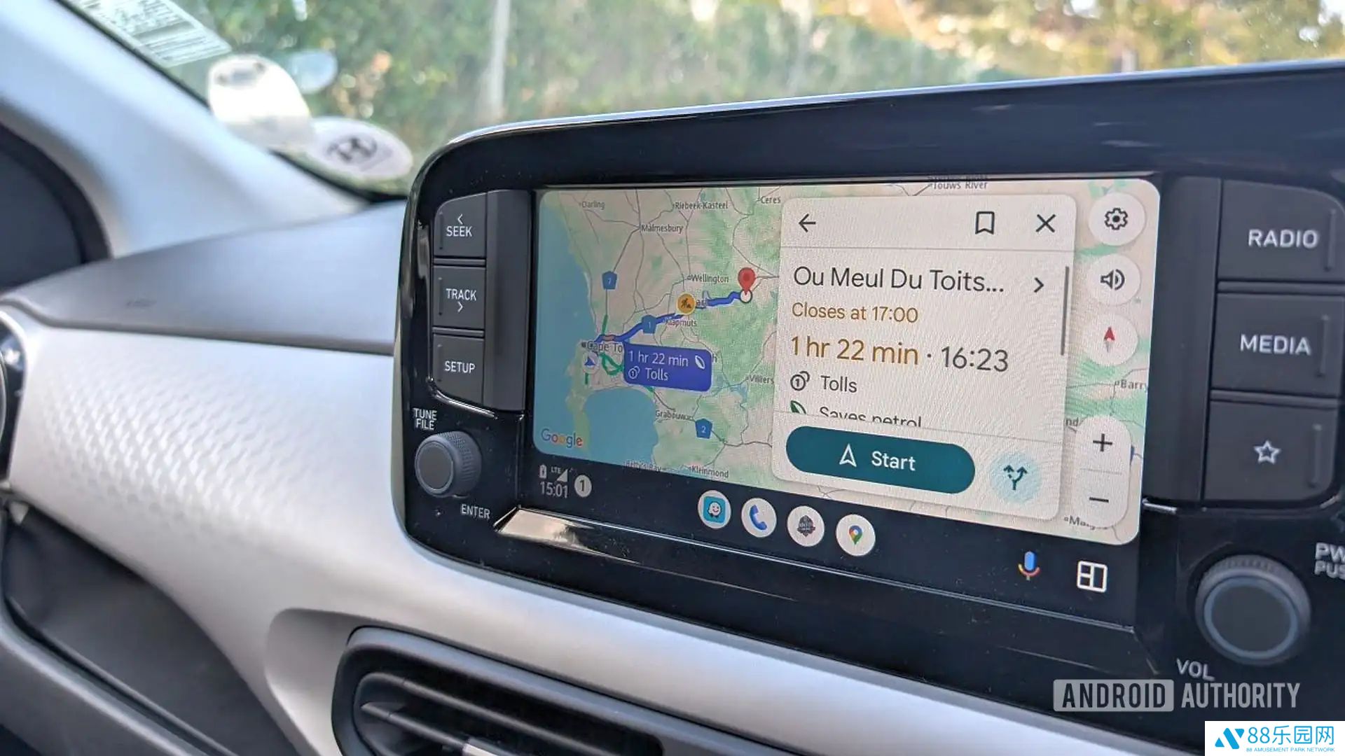 谷歌 Android Auto 新特性：导航提示将上智能眼镜，让车主专注驾驶