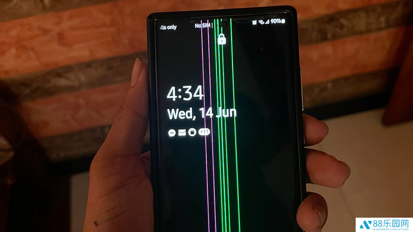 三星印度再次延长针对手机屏幕“绿线”问题的免费换屏期限，包括 Galaxy S21 系列等机型