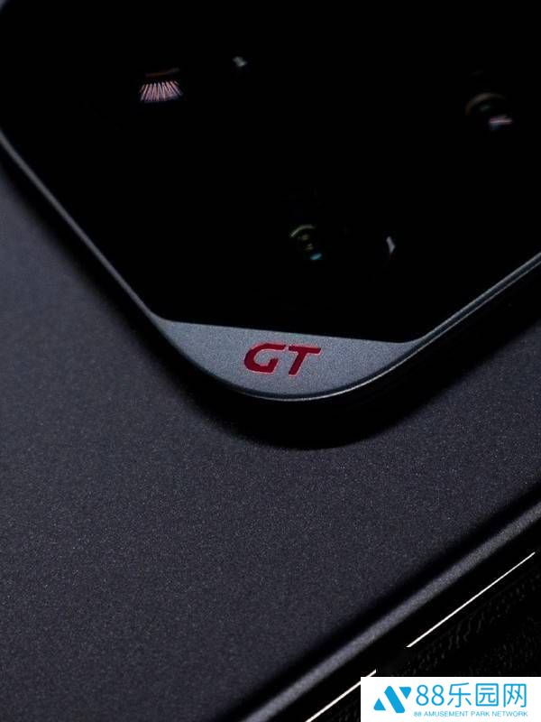 荣耀GT Pro爆料来袭，剑指最强性能旗舰，能否再创辉煌？