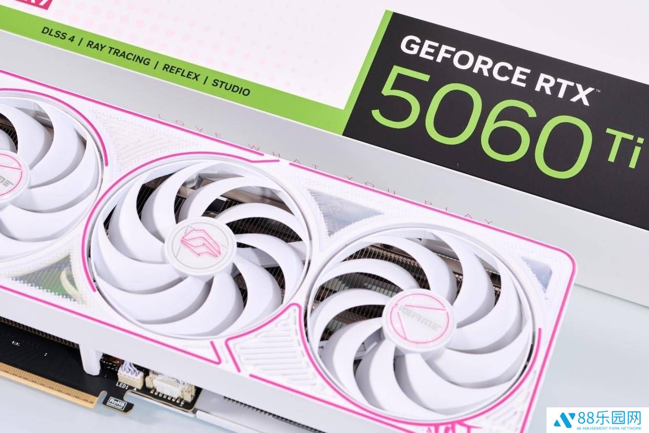 嘻哈风格下的性能怪兽：iGame RTX 5060 Ti Ultra W OC 16GB深度评测
