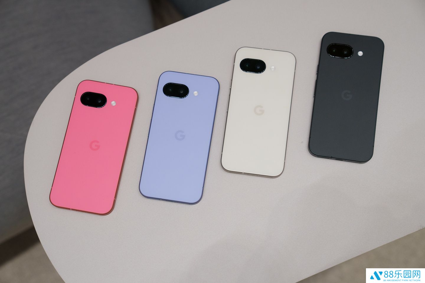 实测发现谷歌 Pixel 9a 快充“反向虚标”，但需搭配 PPS 充电器才能达到峰值功率